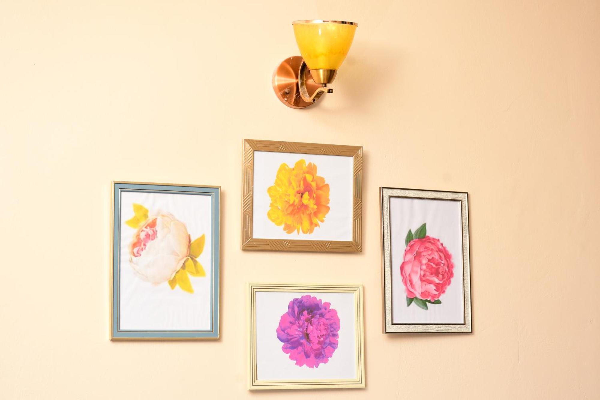 Cozy & Homely With Free Parking & Wi-fi